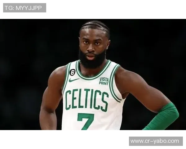 杰伦布朗谈球队成长阶段表示将全力支持队友减轻压力