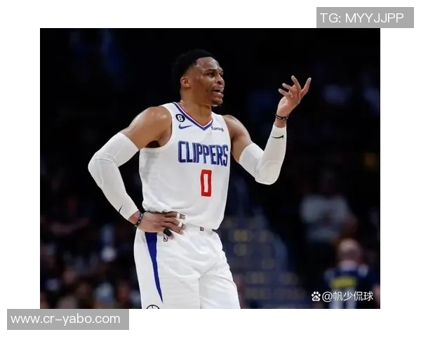 双铁后卫表现低迷马克西与麦凯恩投篮命中率惨淡引发热议