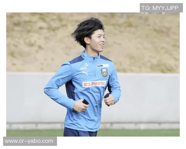 板仓滉坚定追求零封目标全力以赴展现防守球员的职业精神