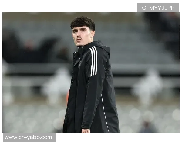 纽卡右后卫利夫拉门托未来悬而未决曼城对其表现出浓厚兴趣