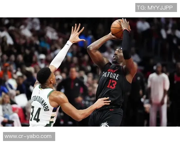 哈克斯替补出战15分钟高效表现6投5中并罚球全中狂砍20分